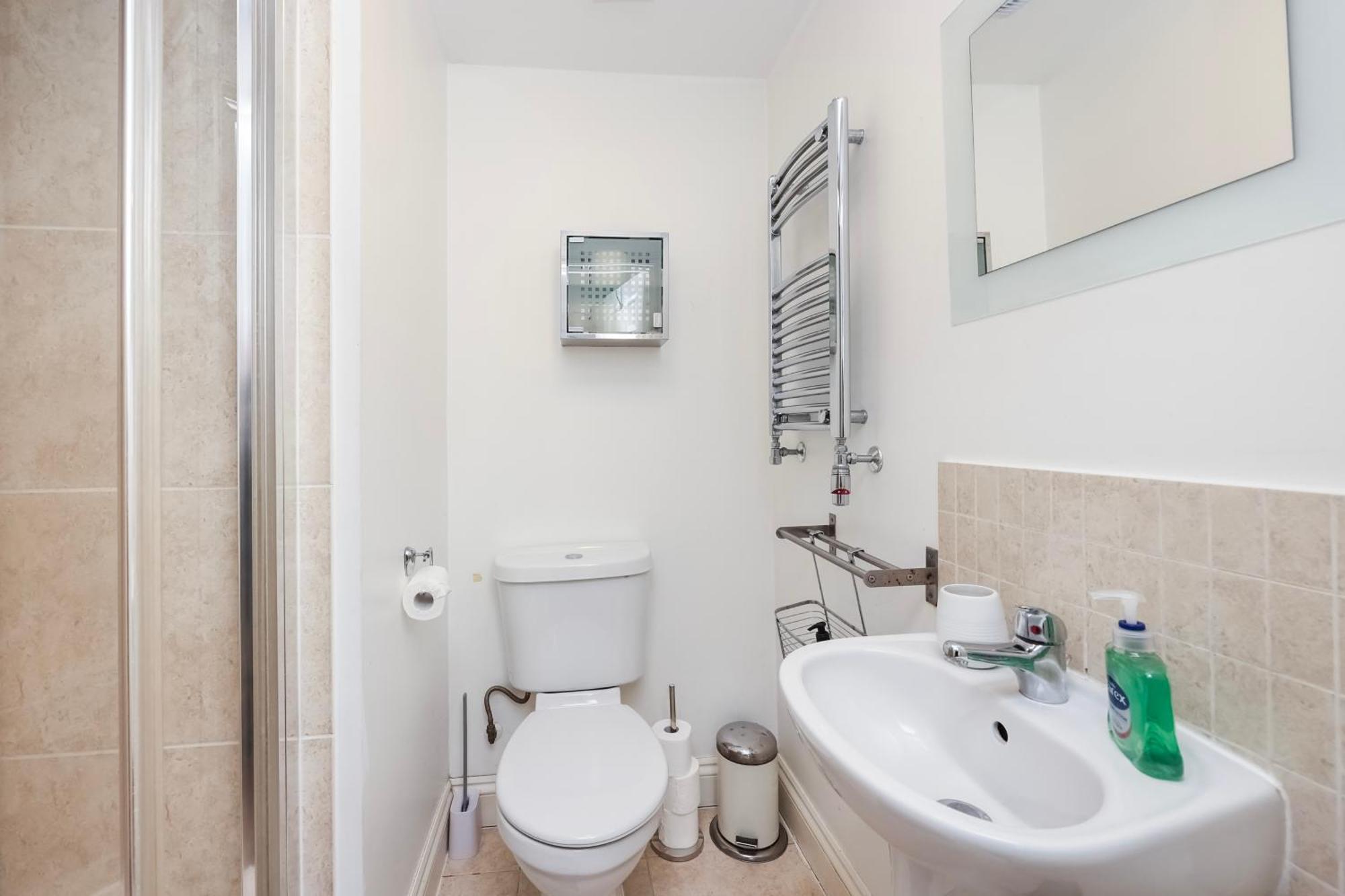 Vibrant Clapham Double Bedroom London Eksteriør bilde
